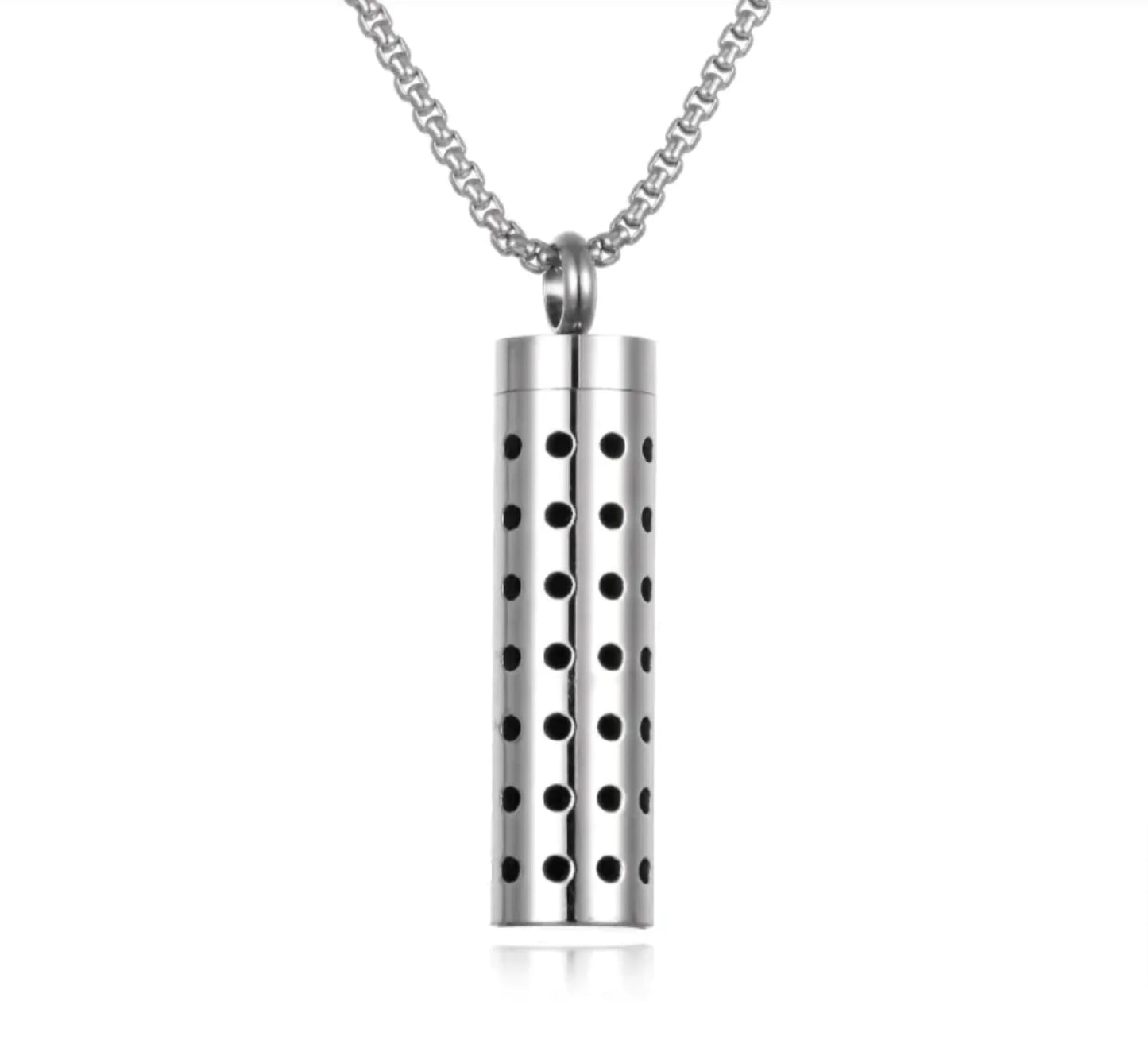 Aroma Elegance: Stainless Steel Essential Oil Diffuser Necklace