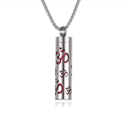 Aroma Elegance: Stainless Steel Essential Oil Diffuser Necklace