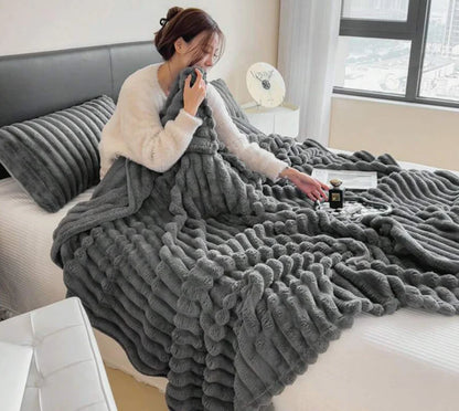 Luxury Heavyweight Flannel Blanket